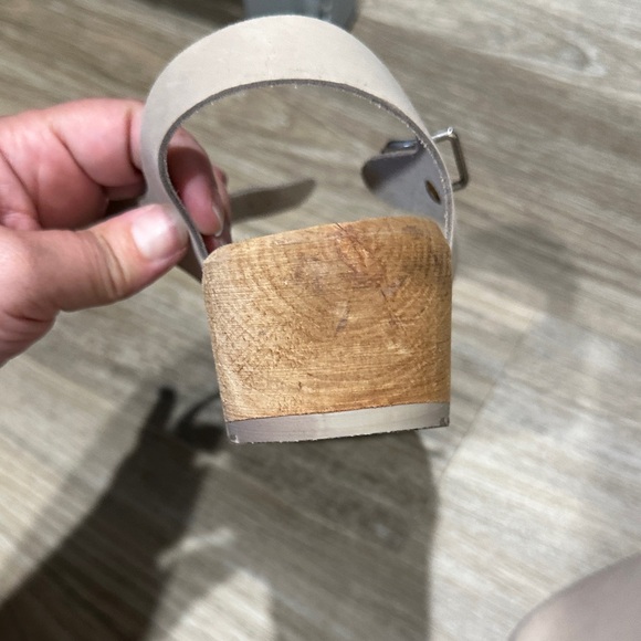 MIA Clogs - Picture 8 of 9